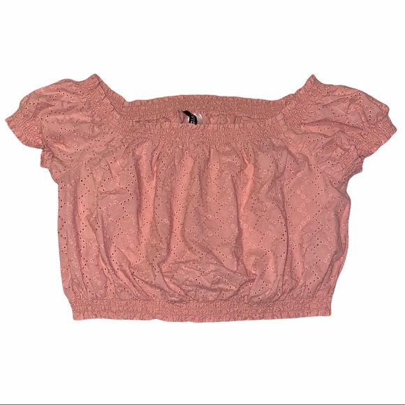 H&M Divided Off the Shoulder Pink Eyelet Crop Top - Picture 2 of 6